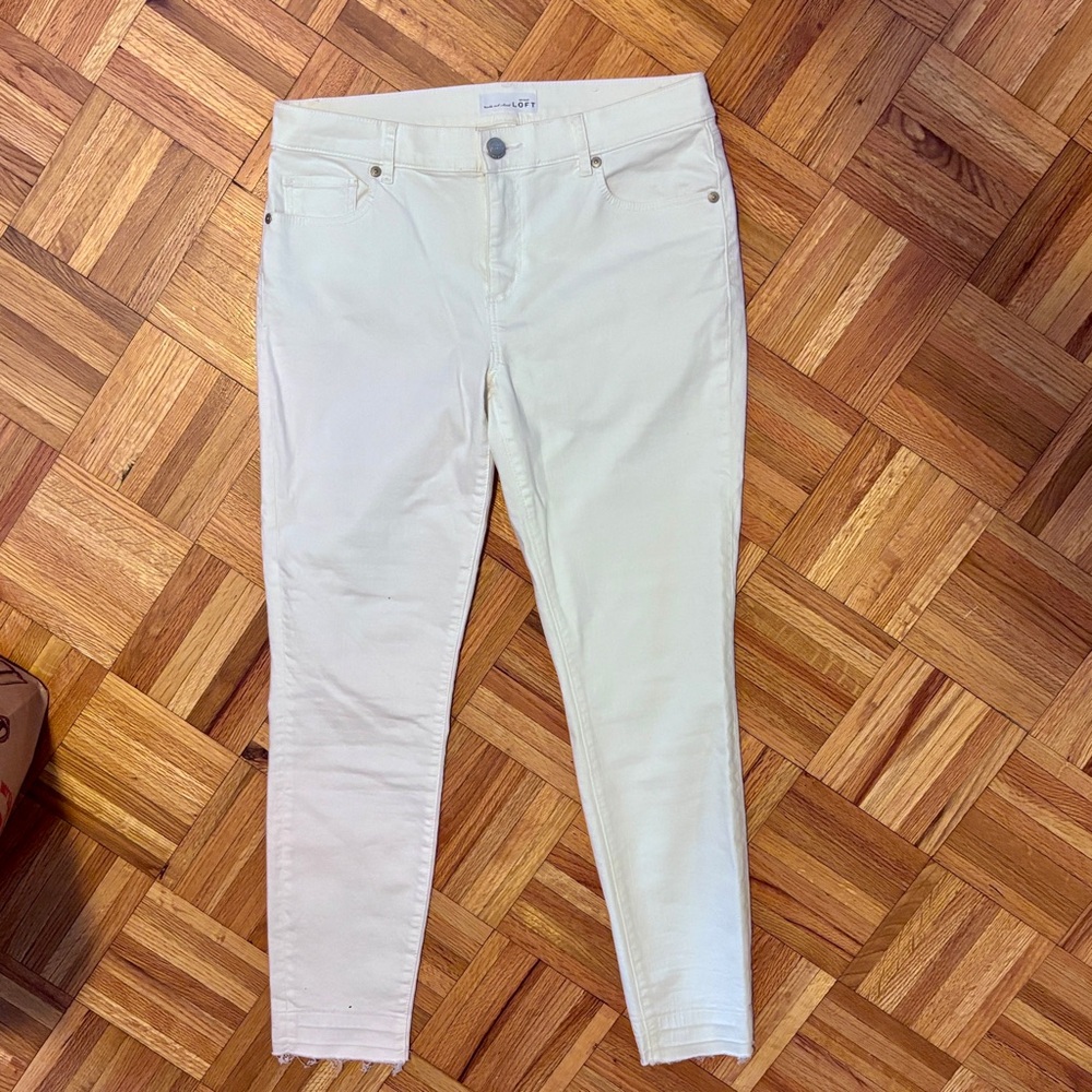 LOFT Modern Ankle White Jeans Raw Hem| 28/6